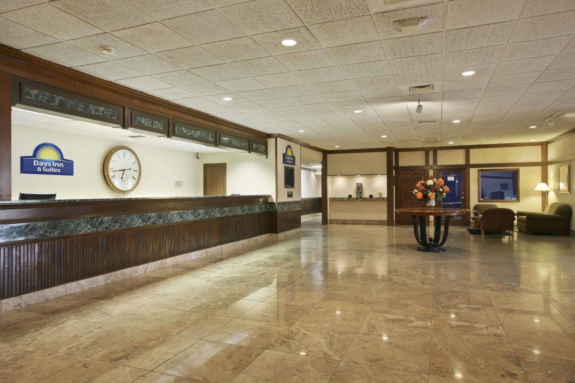 Quality Inn & Suites Richfield Interior foto